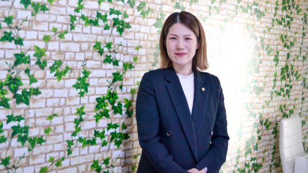 情報源はHRbase PROと社労士会。ひとり所長の、「AI×人らしさ」の最適解とは